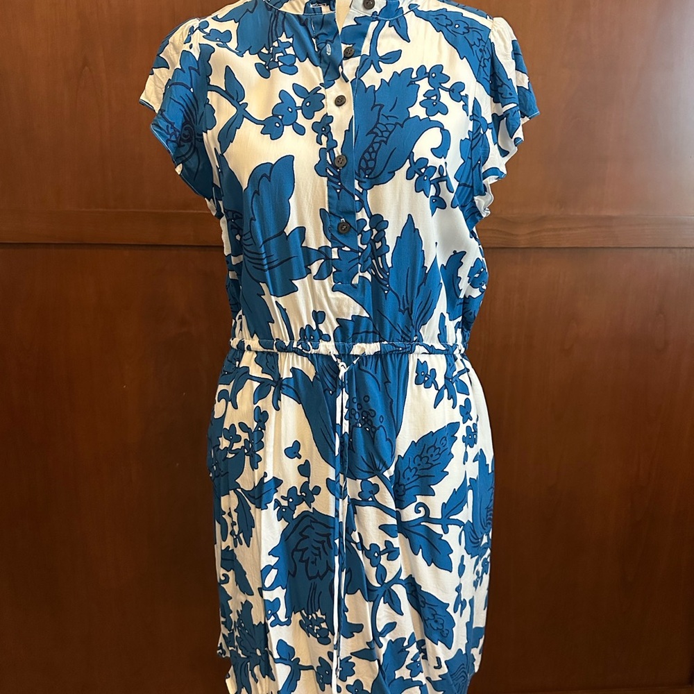 LOFT Floral Blue and White Dress Medium